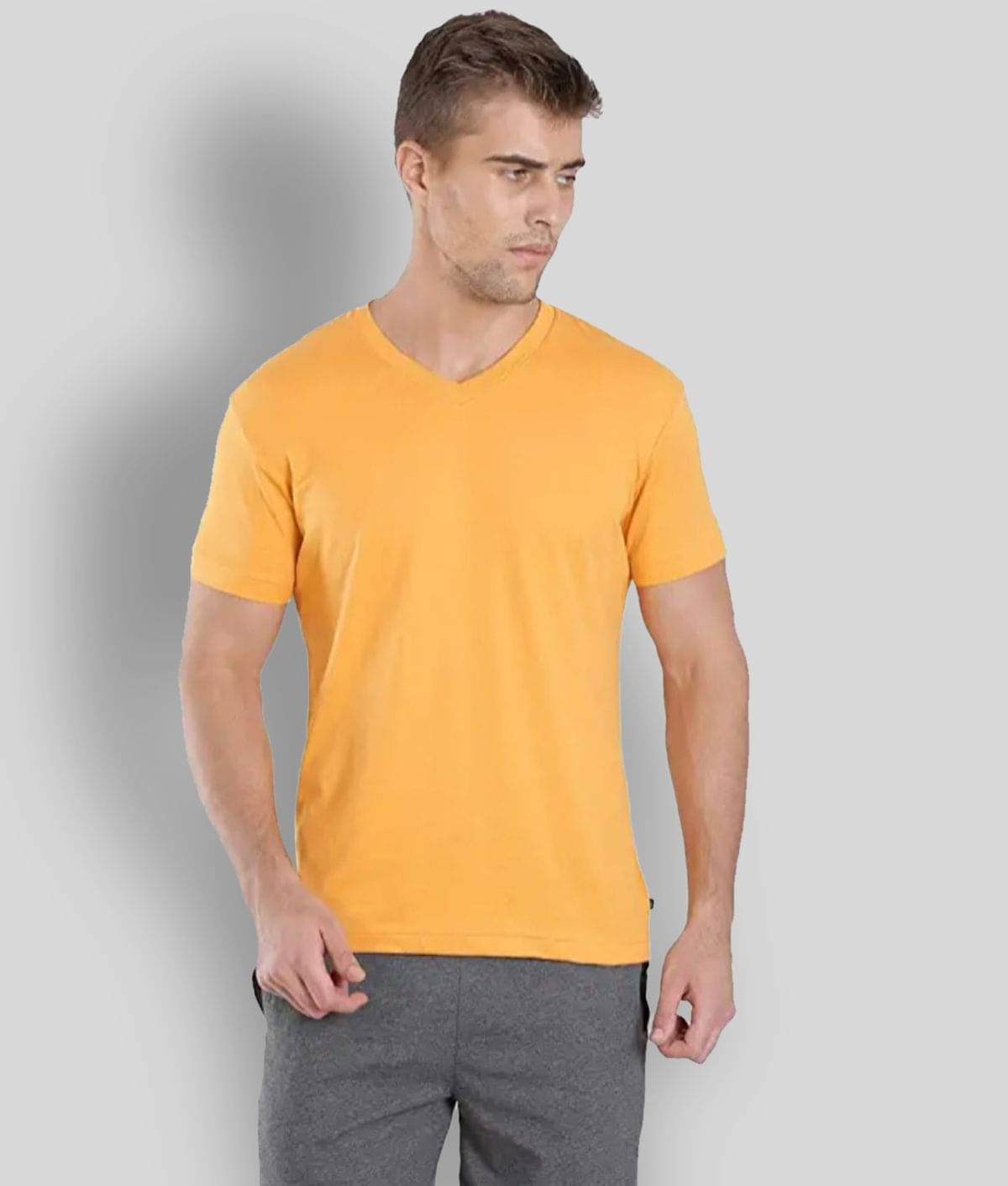     			Glito Pack of 1 Cotton Blend Regular Fit Men's T-Shirt ( Yellow )