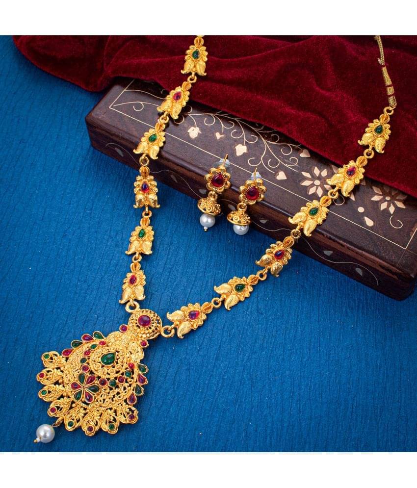     			Sukkhi Alloy Golden Traditional Necklaces Set Collar