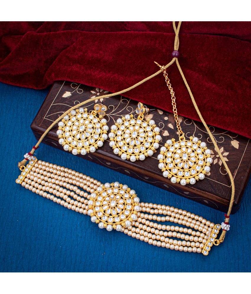    			Sukkhi Alloy Golden Traditional Necklaces Set Choker