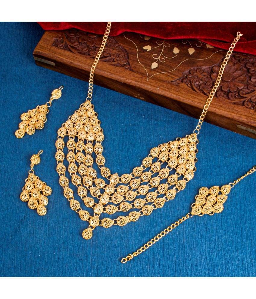     			Sukkhi Brass Golden Traditional Necklace set Combo Collar