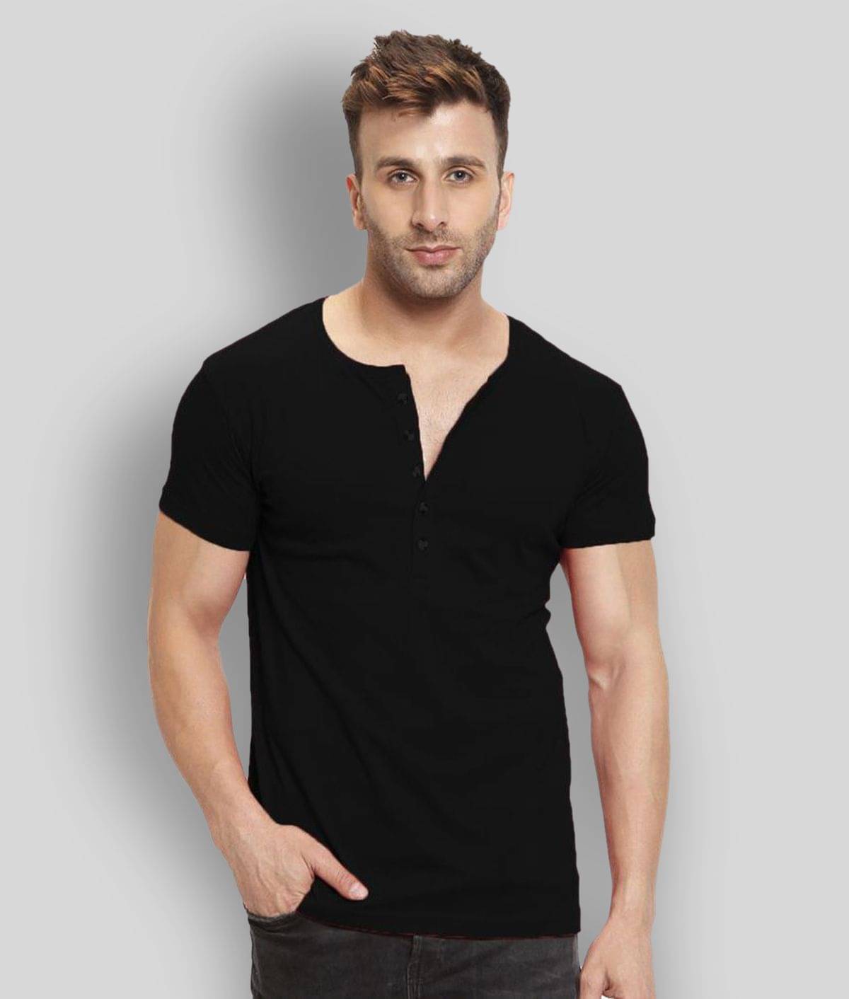 Leotude Pack of 1 Cotton Blend Regular Fit Men's T-Shirt ( Black ) Leotude Pack of 1 Cotton Blend Regular Fit Men's T-Shirt ( Black )