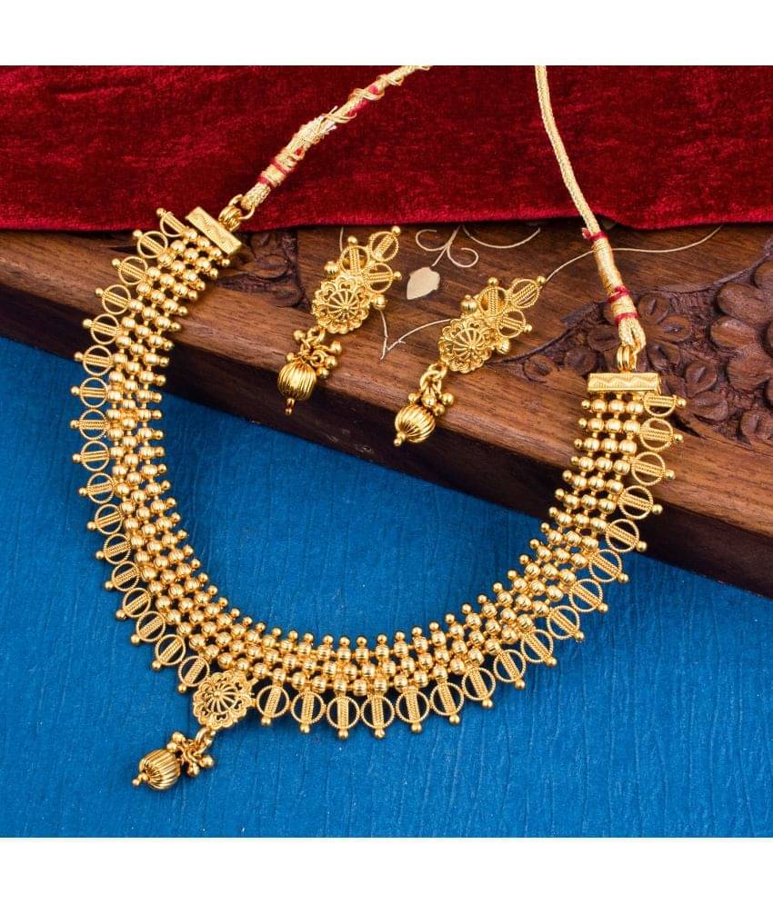     			Sukkhi Brass Golden Traditional Necklaces Set Collar