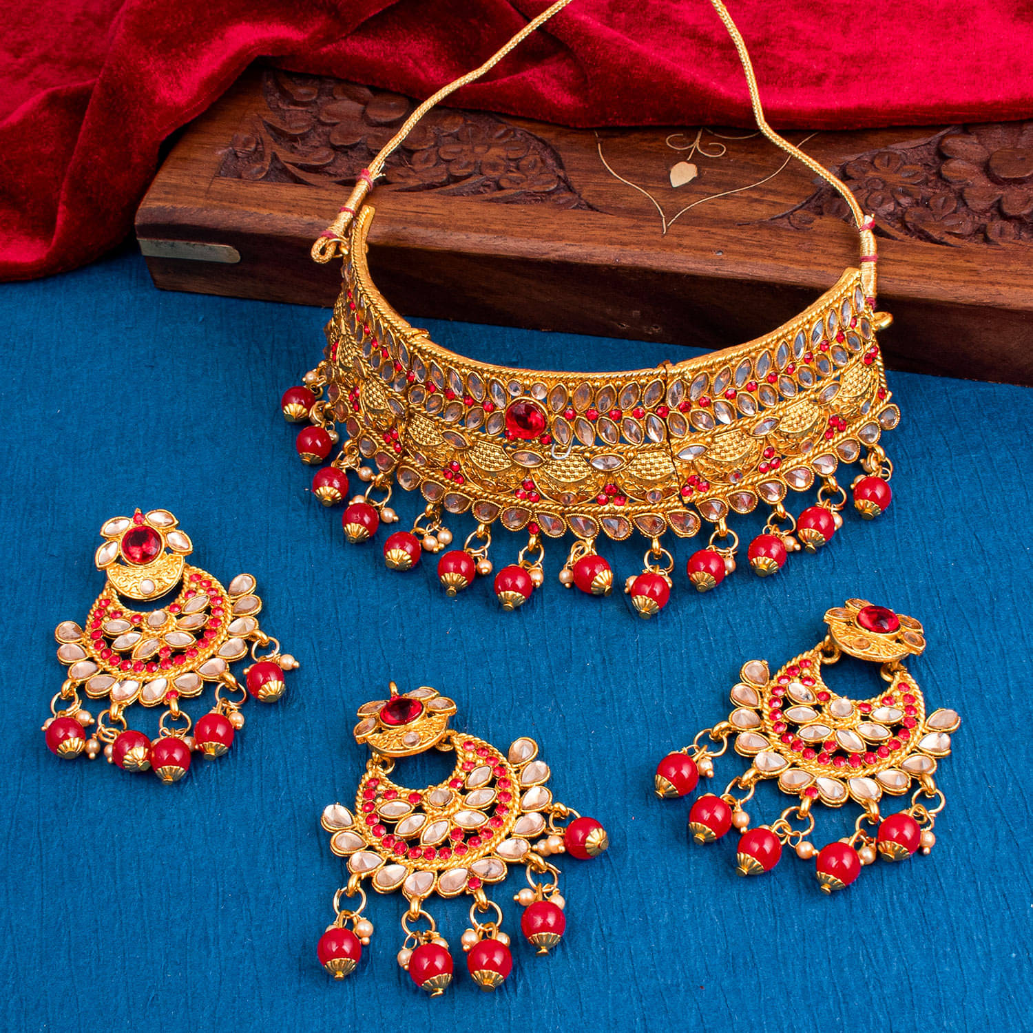     			Sukkhi Brass Red Traditional Necklaces Set Choker