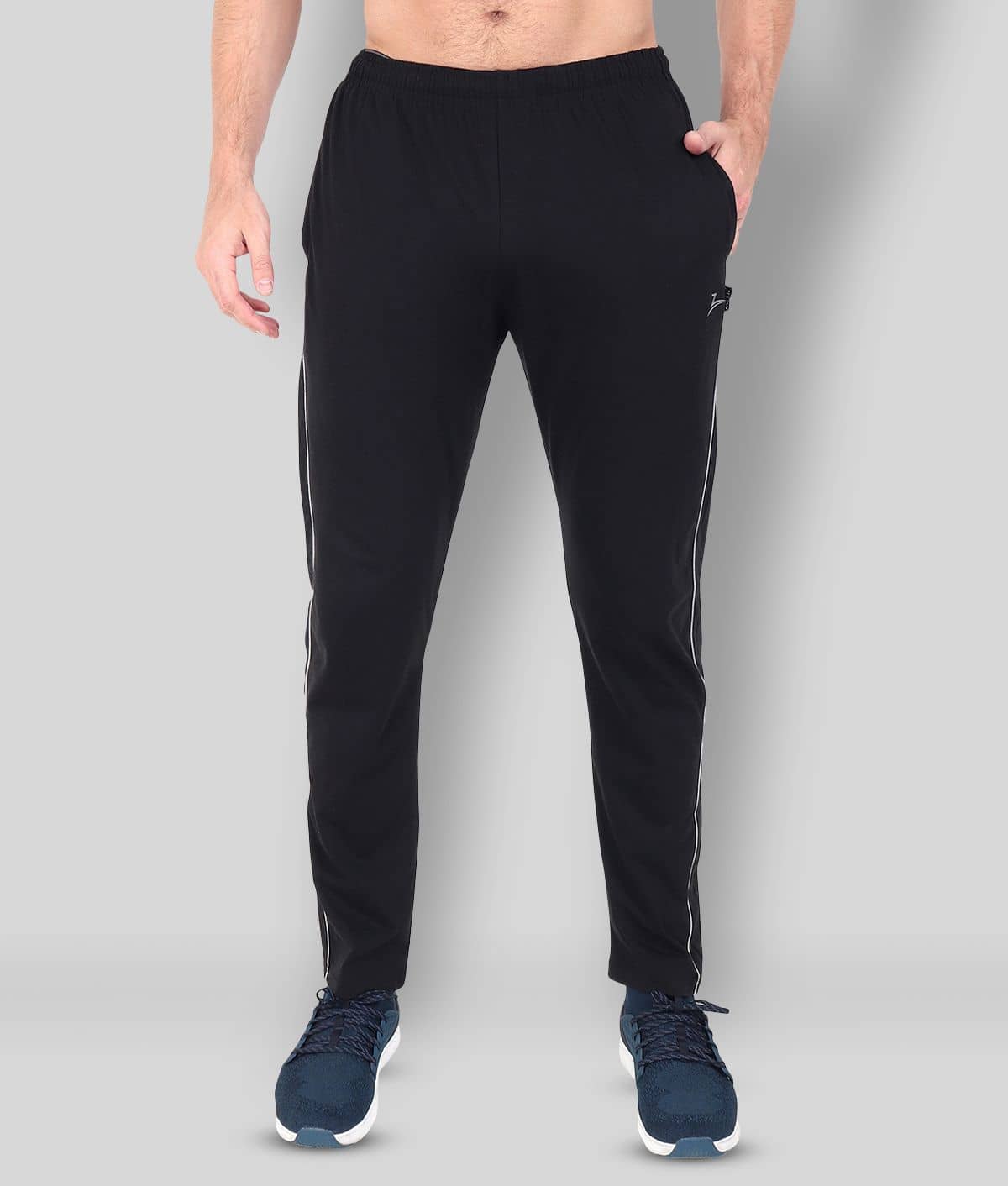 Zeffit - Black Cotton Blend Men's Trackpants ( Pack of 1 ) - Track Pants | Buy online on ZillyBuy