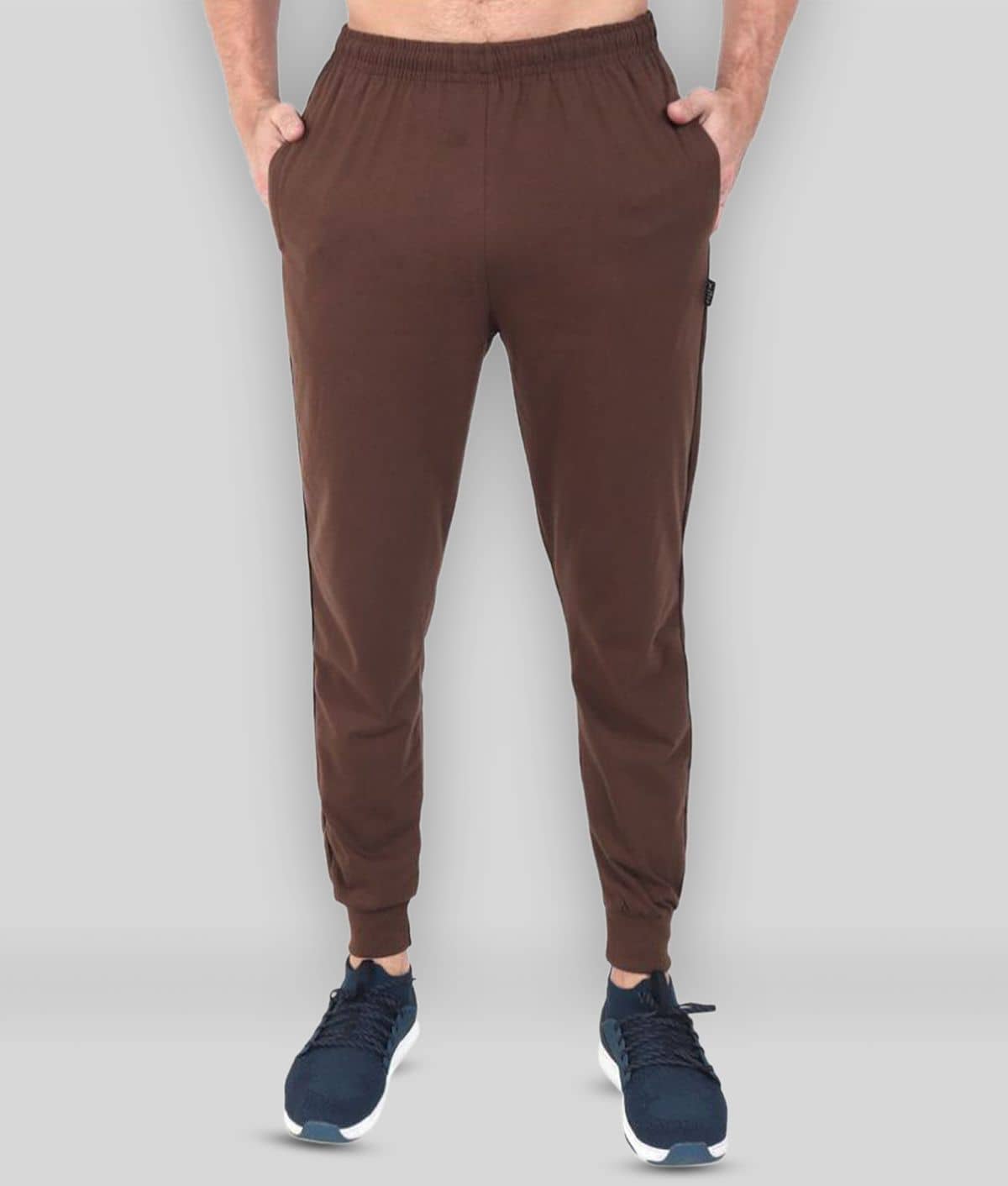 Zeffit - Brown Cotton Blend Men's Joggers ( Pack of 1 ) - Track Pants | Buy online on ZillyBuy