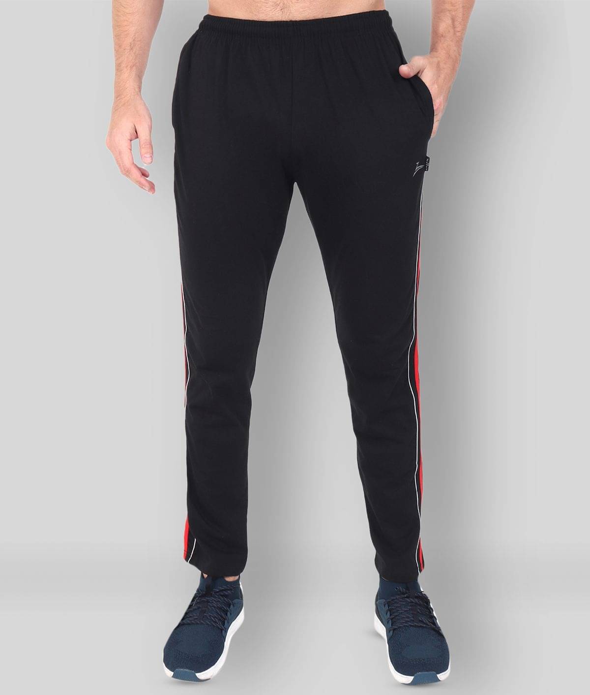 Zeffit - Multicolor Cotton Blend Men's Trackpants ( Pack of 2 ) Zeffit - Multicolor Cotton Blend Men's Trackpants ( Pack of 2 )