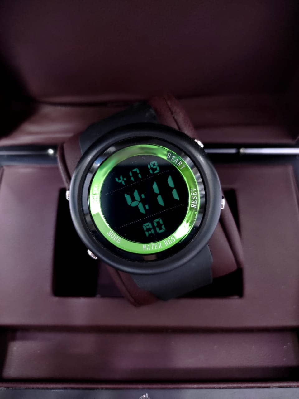 DECLASSE 6633 Rubber Digital Men's Watch