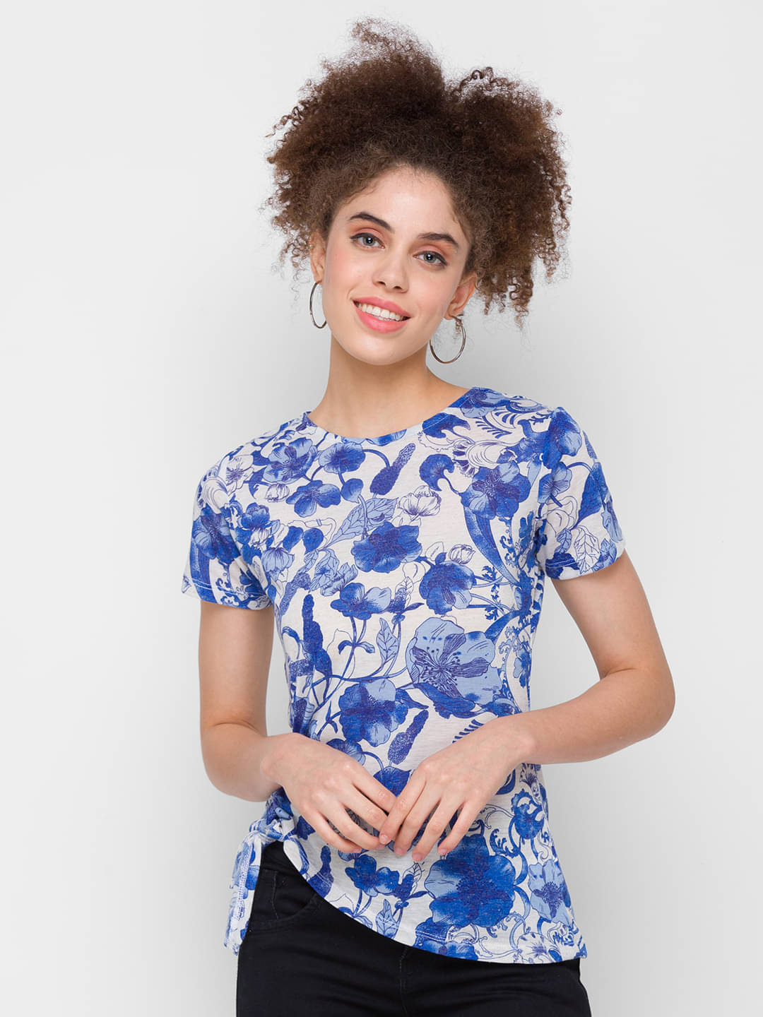 Globus - Off White Cotton Blend Women's Regular Top ( Pack of 1 )     			Globus - Off White Cotton Blend Women's Regular Top ( Pack of 1 )