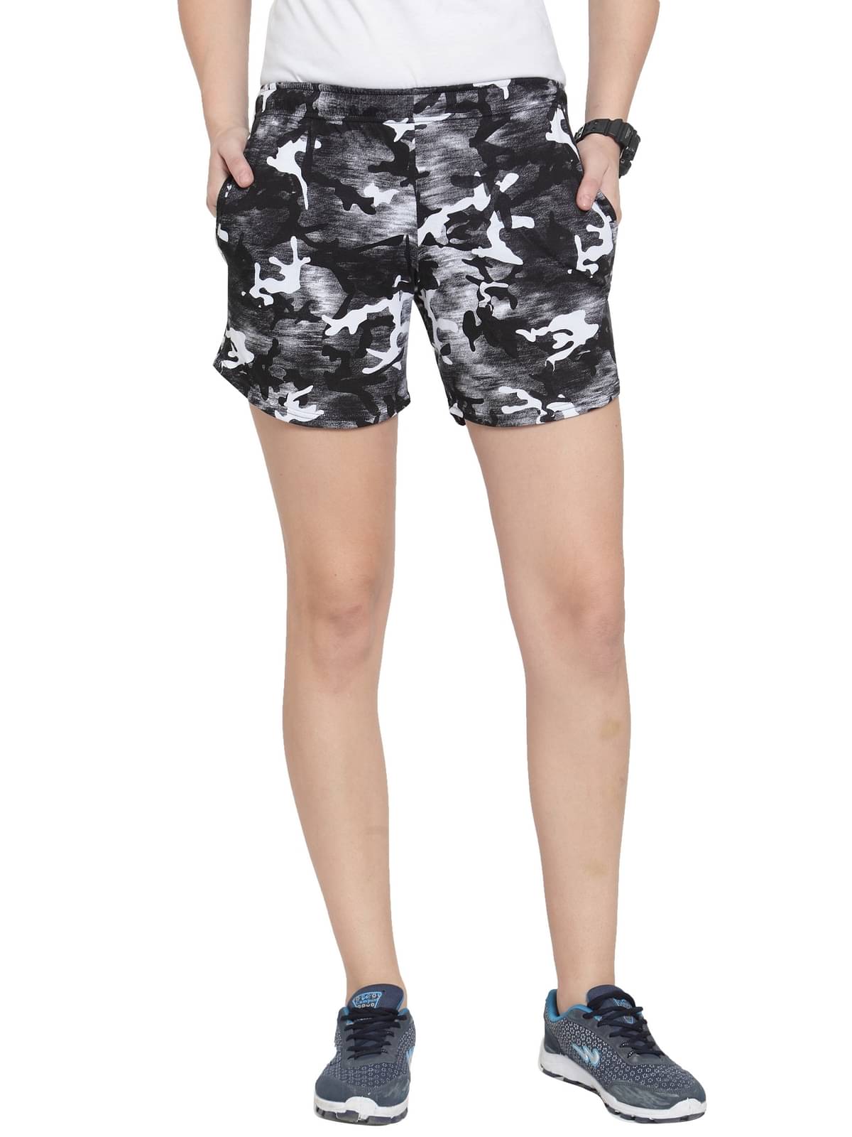     			Uzarus Cotton Baggie - Black