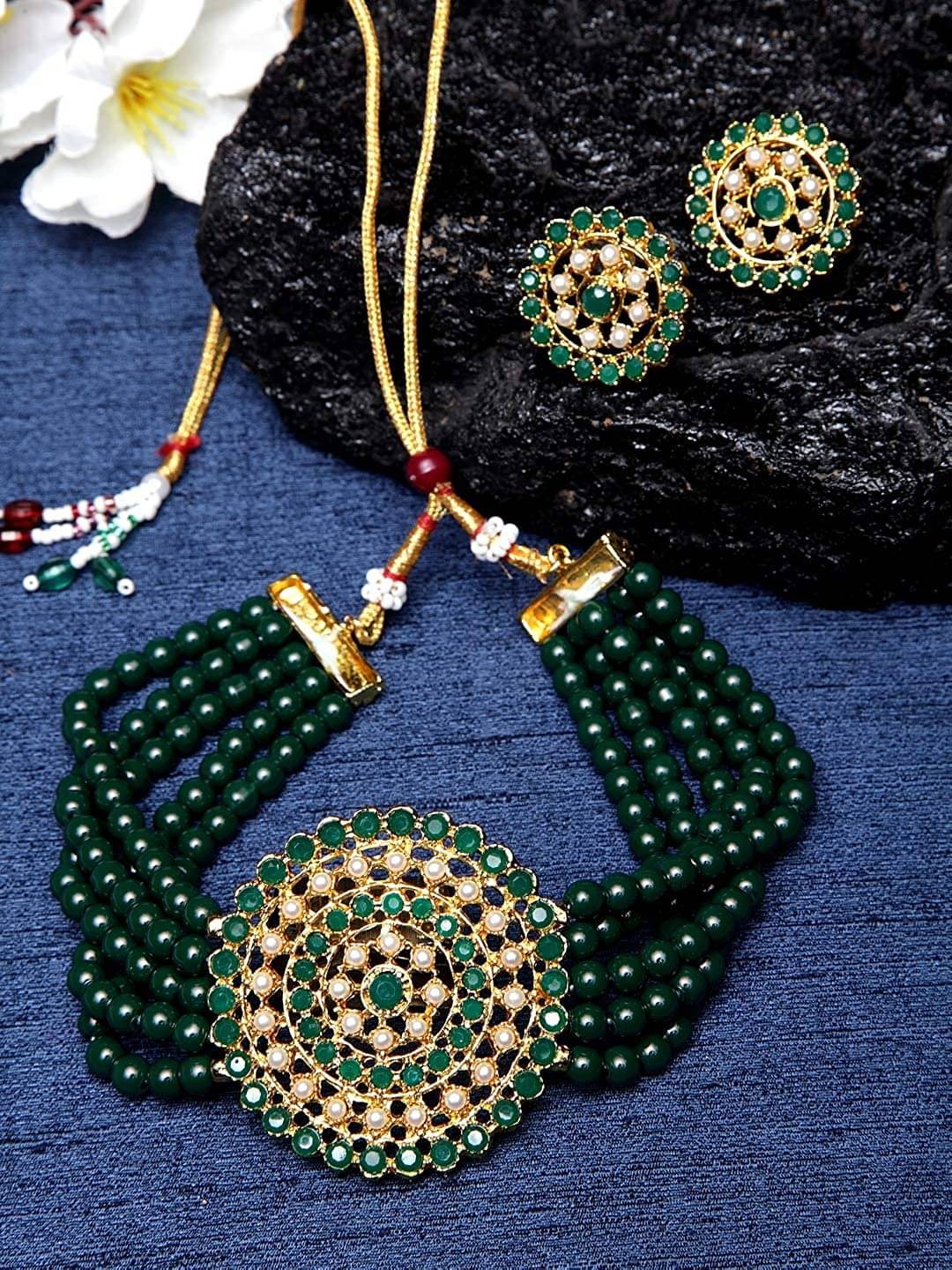 Sunhari Jewels - Green Alloy Necklace Set ( Pack of 1 ) Sunhari Jewels - Green Alloy Necklace Set ( Pack of 1 )