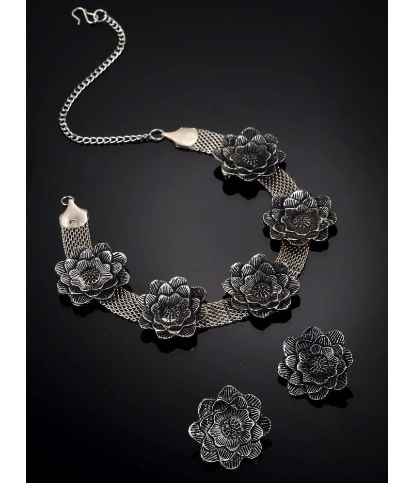     			Sunhari Jewels - Silver Alloy Necklace Set ( Pack of 1 )