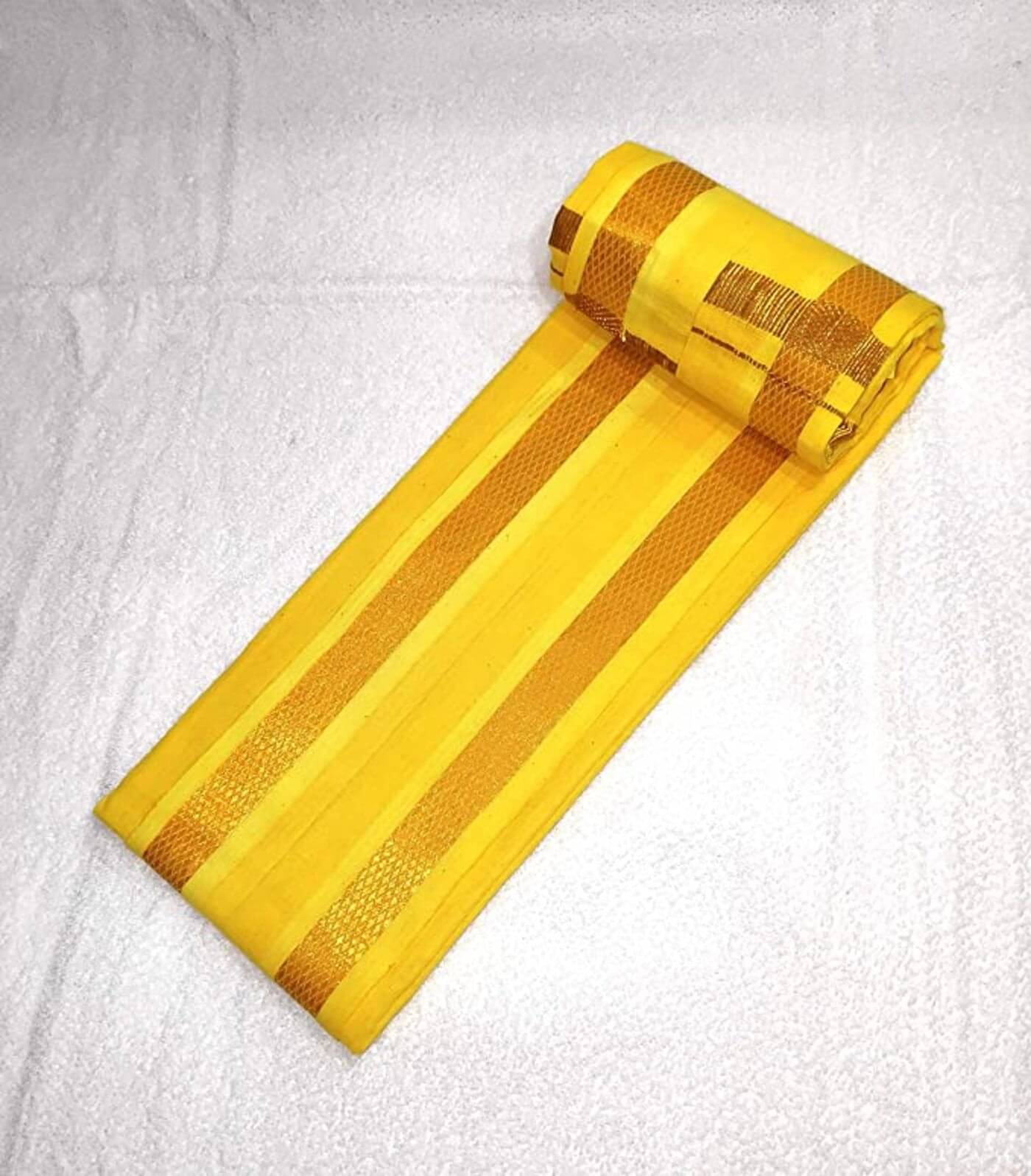     			Akhil Cotton Solid Face Towel 301-350 GSM ( Pack of 1 ) - Yellow