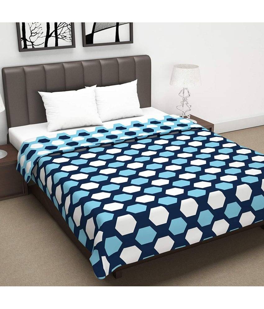 DIVINE CASA Double Polyester Blue Geometrical Dohar DIVINE CASA Double Polyester Blue Geometrical Dohar