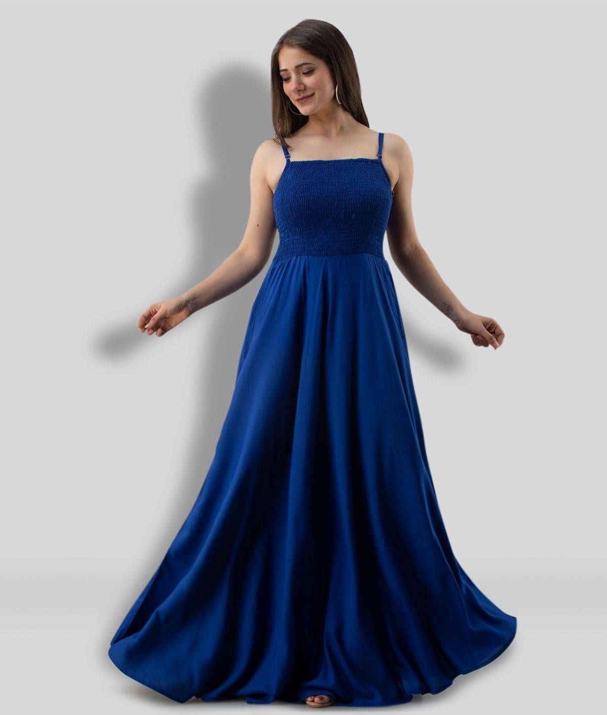 Frionkandy - Blue Rayon Women's Gown ( Pack of 1 ) Frionkandy - Blue Rayon Women's Gown ( Pack of 1 )