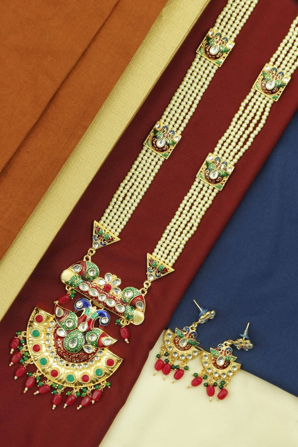     			Bhagya Lakshmi - Alloy Multi Color Necklace Set ( Pack of 1 )
