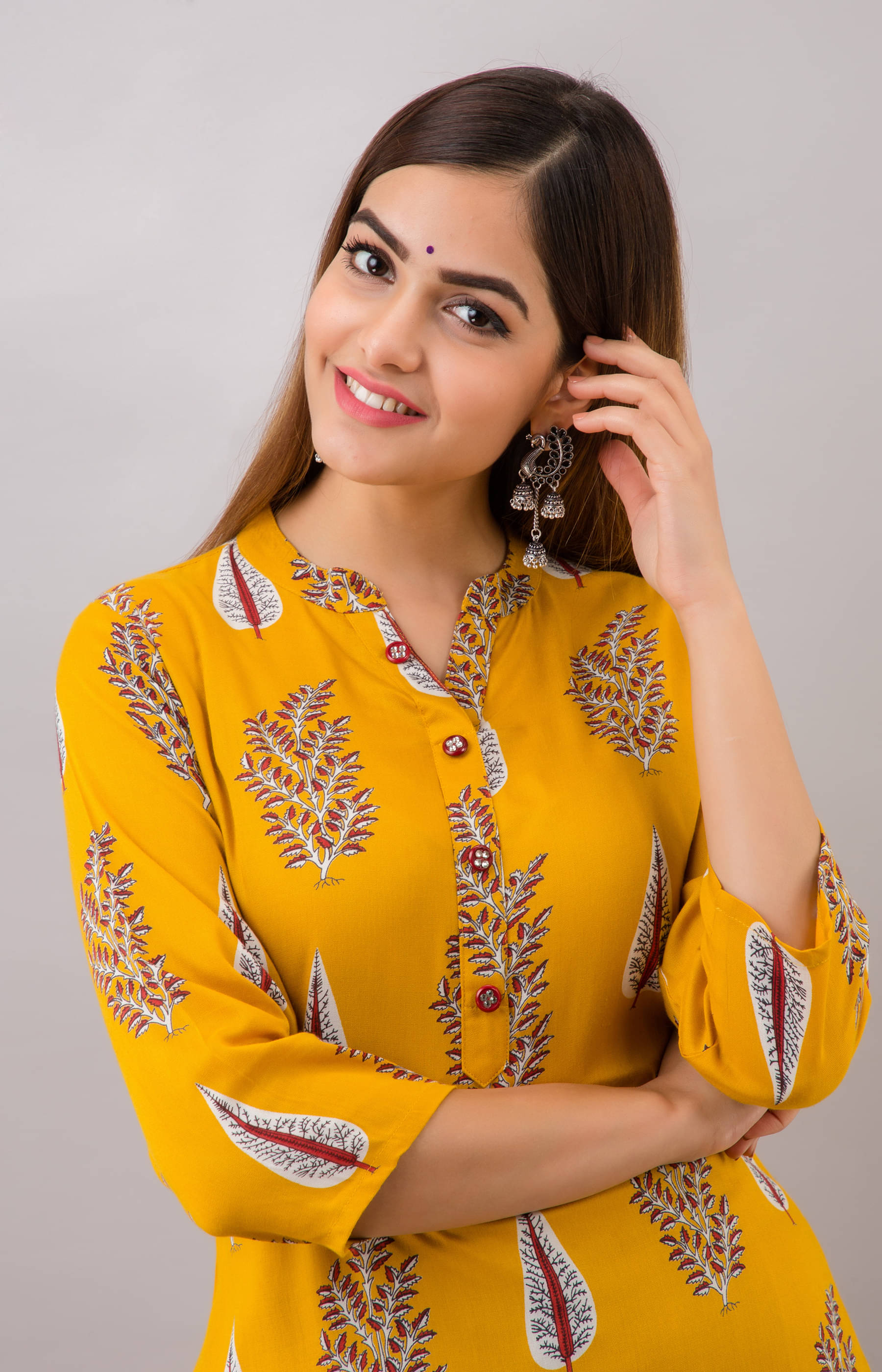    			MAUKA - Yellow Straight Rayon Women's Stitched Salwar Suit ( Pack of 1 )