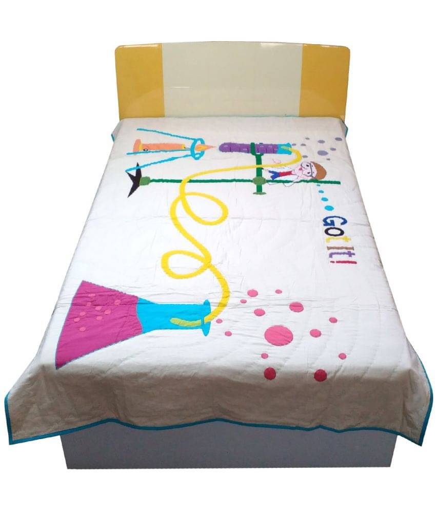     			Hugs n Rugs Queen Cotton White Embroidery Dohar