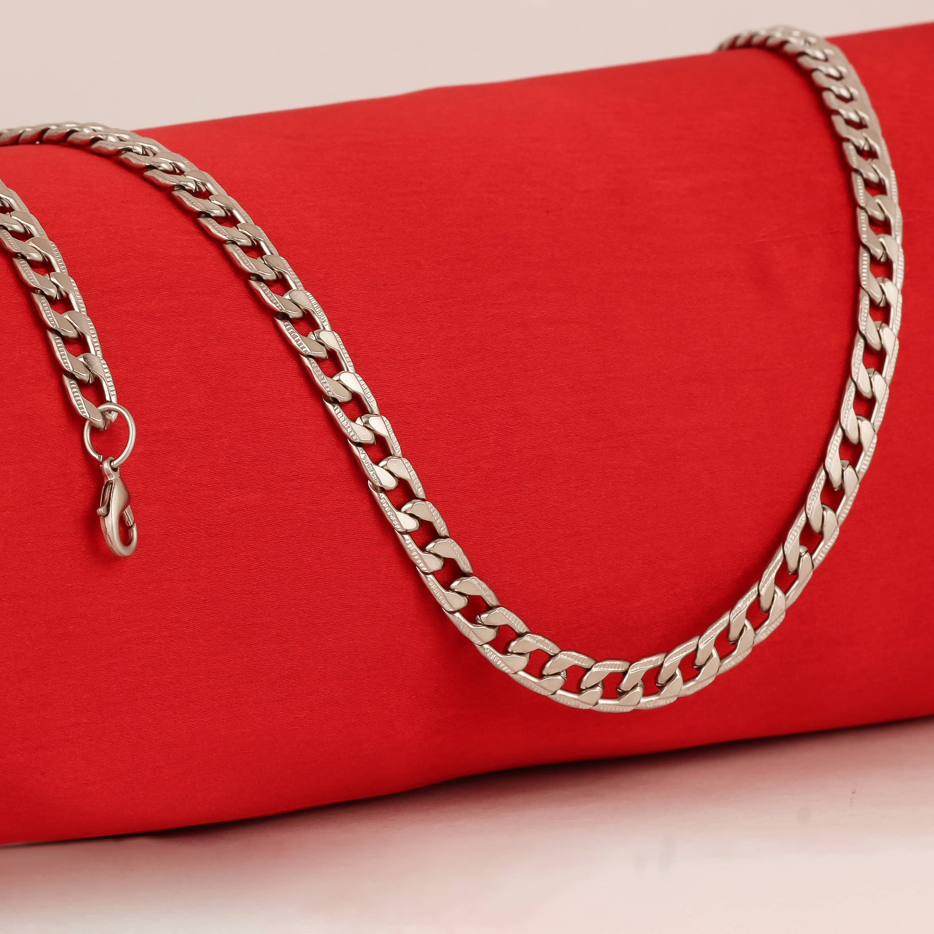 FASHION FRILL Silver Plated Stainless Steel Chain ( Pack of 1 )