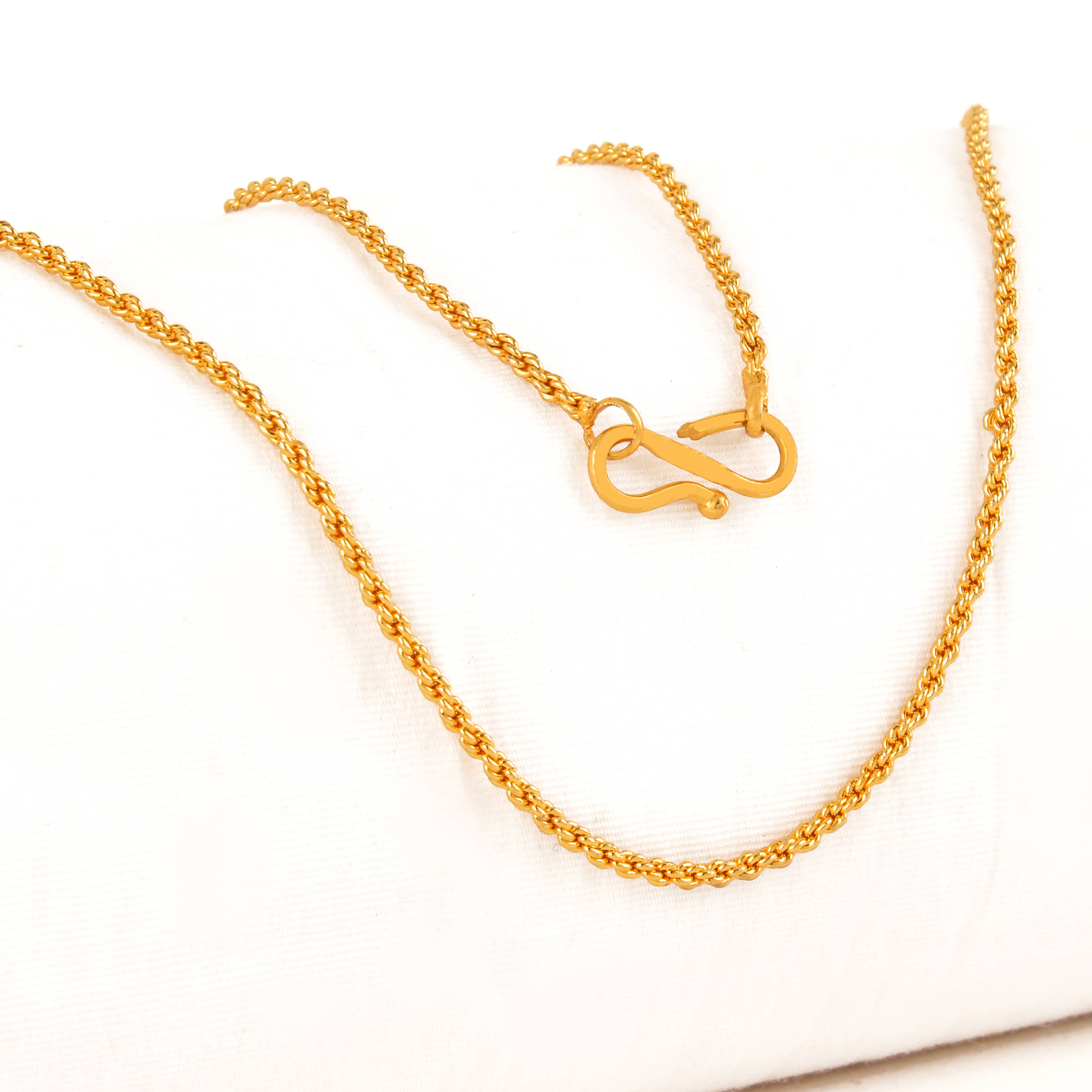 FASHION FRILL Gold Plated Brass Chain ( Pack of 1 )