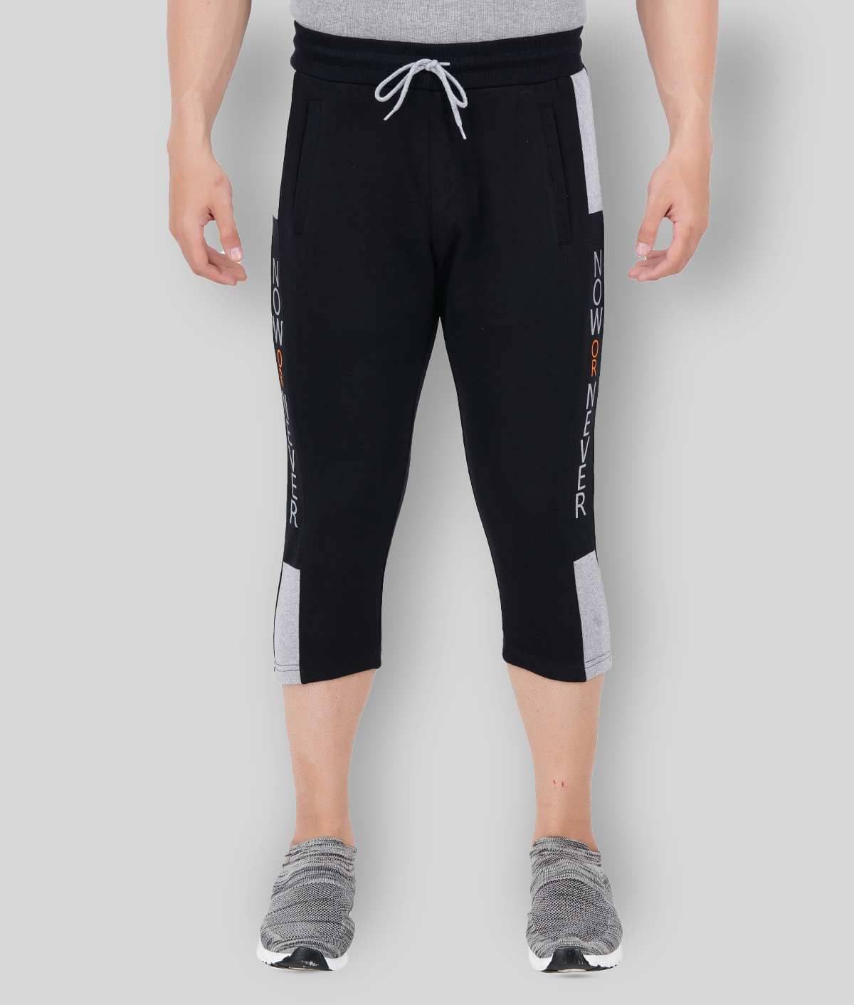     			NOW OR NEVER - Black Cotton Blend Men's Shorts ( Pack of 1 )