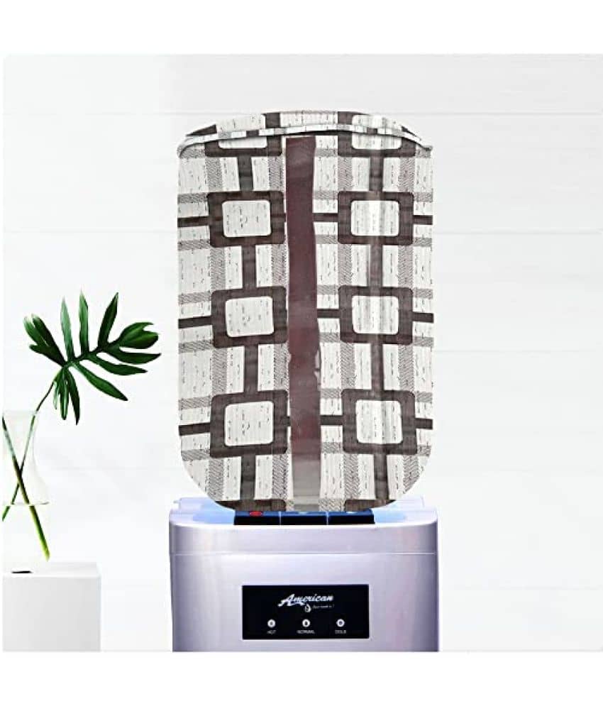 E-Retailer Single PVC White Water Bottle Cover