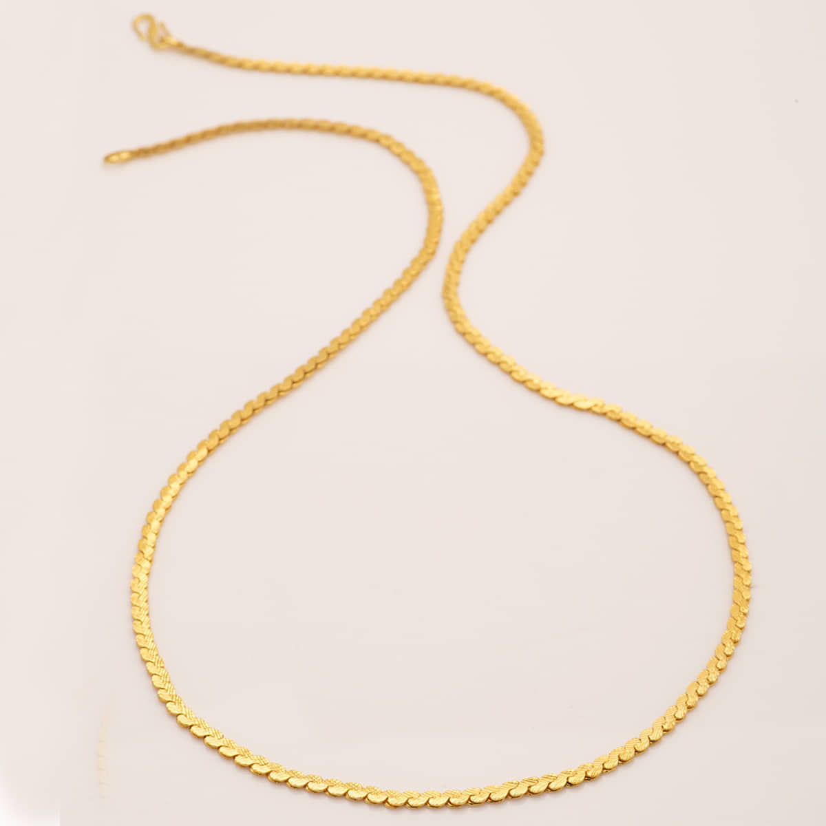 FASHION FRILL Gold Plated Chain ( Set of 1 )
