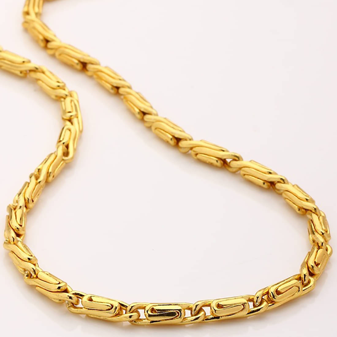     			FASHION FRILL Gold Plated Brass Chain ( Pack of 1 )