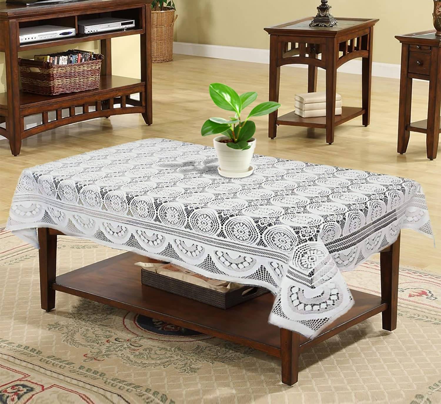 White Polyester Table Cover ( Pack of 1 ) White Polyester Table Cover ( Pack of 1 )