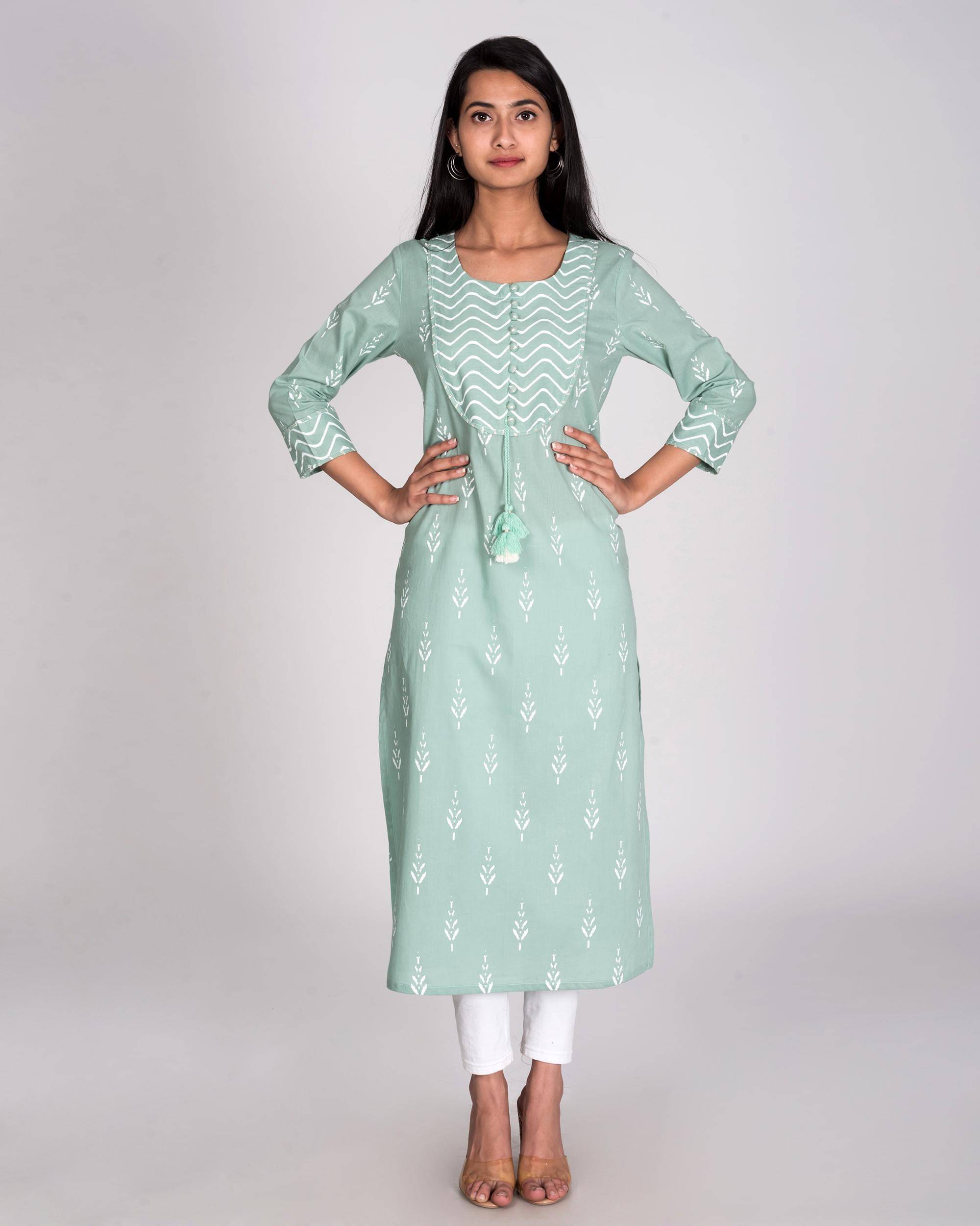 Swasti - Green Cotton Women's Straight Kurti ( Pack of 1 ) Swasti - Green Cotton Women's Straight Kurti ( Pack of 1 )