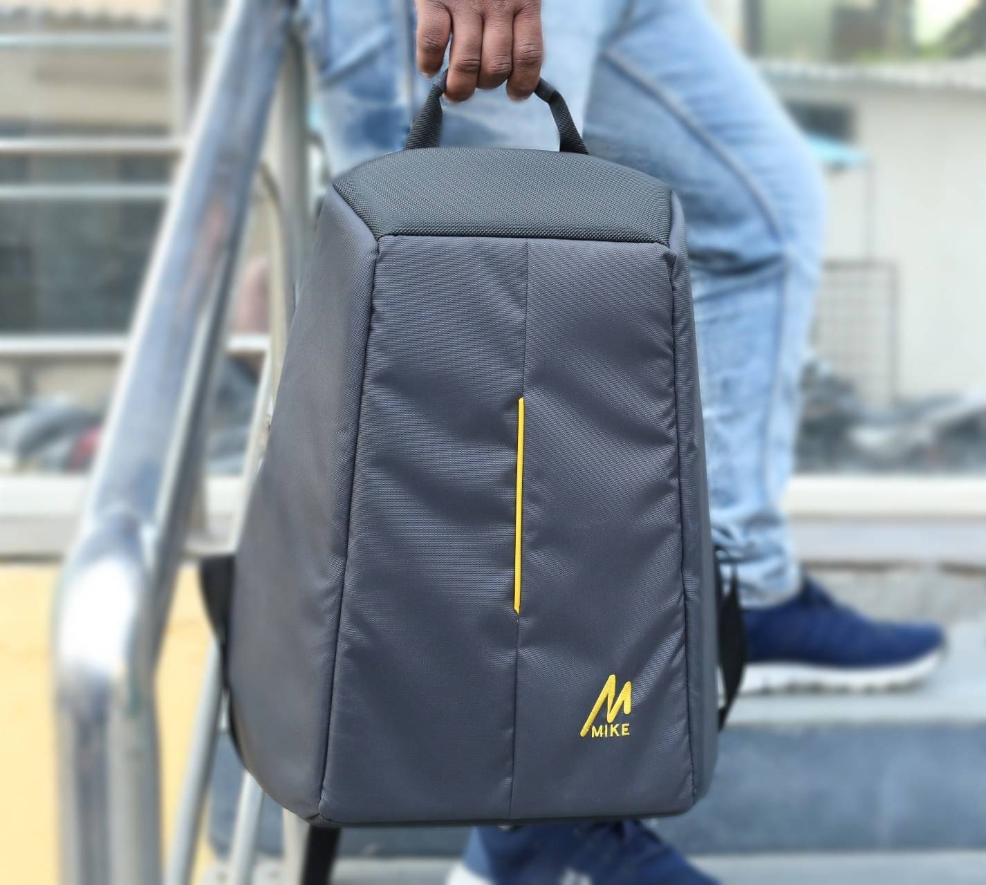 mikebag 32 Ltrs Grey Polyester College Bag mikebag 32 Ltrs Grey Polyester College Bag