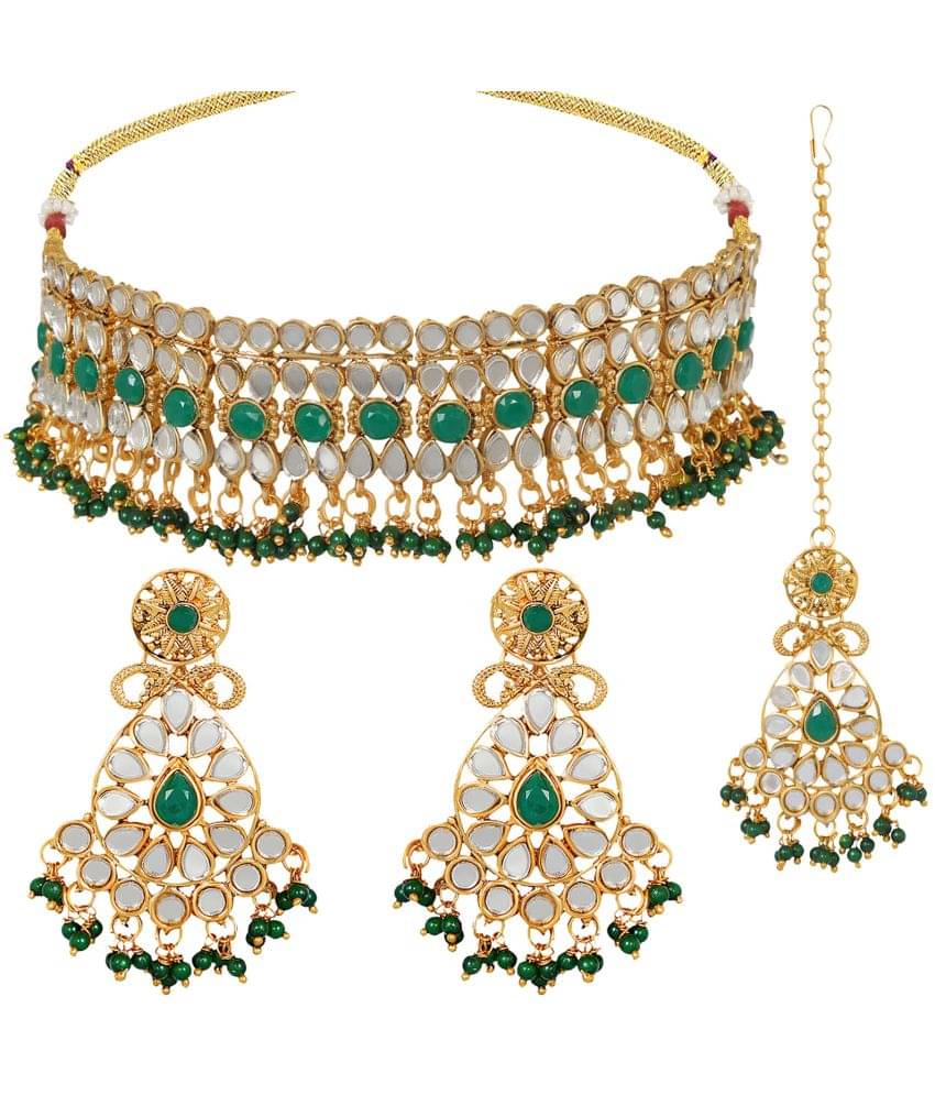    			Spargz - Green Alloy Necklace Set ( Pack of 1 )