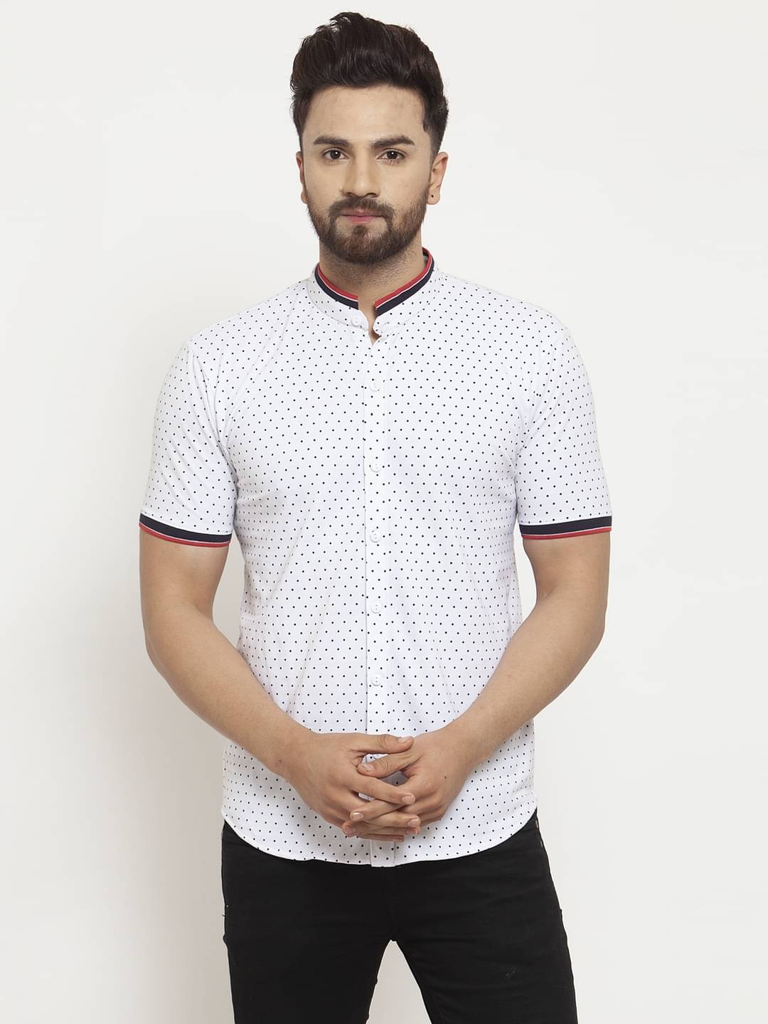 Wild West - White Cotton Blend Regular Fit Men's Casual Shirt ( Pack of 1 ) Wild West - White Cotton Blend Regular Fit Men's Casual Shirt ( Pack of 1 )