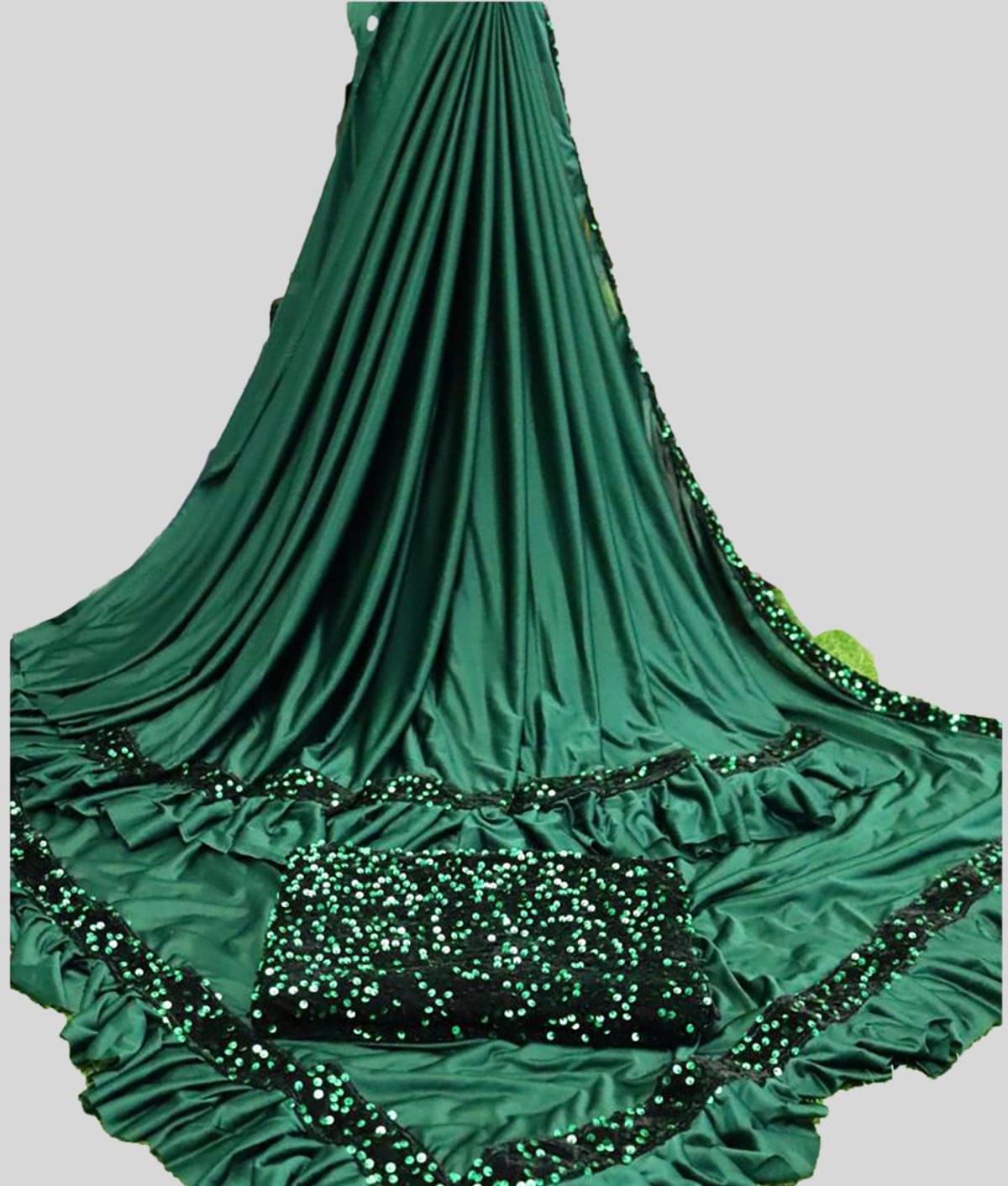 Apnisha Cotton Blend Woven Saree With Unstitched Blouse Piece ( Green ) Apnisha Cotton Blend Woven Saree With Unstitched Blouse Piece ( Green )