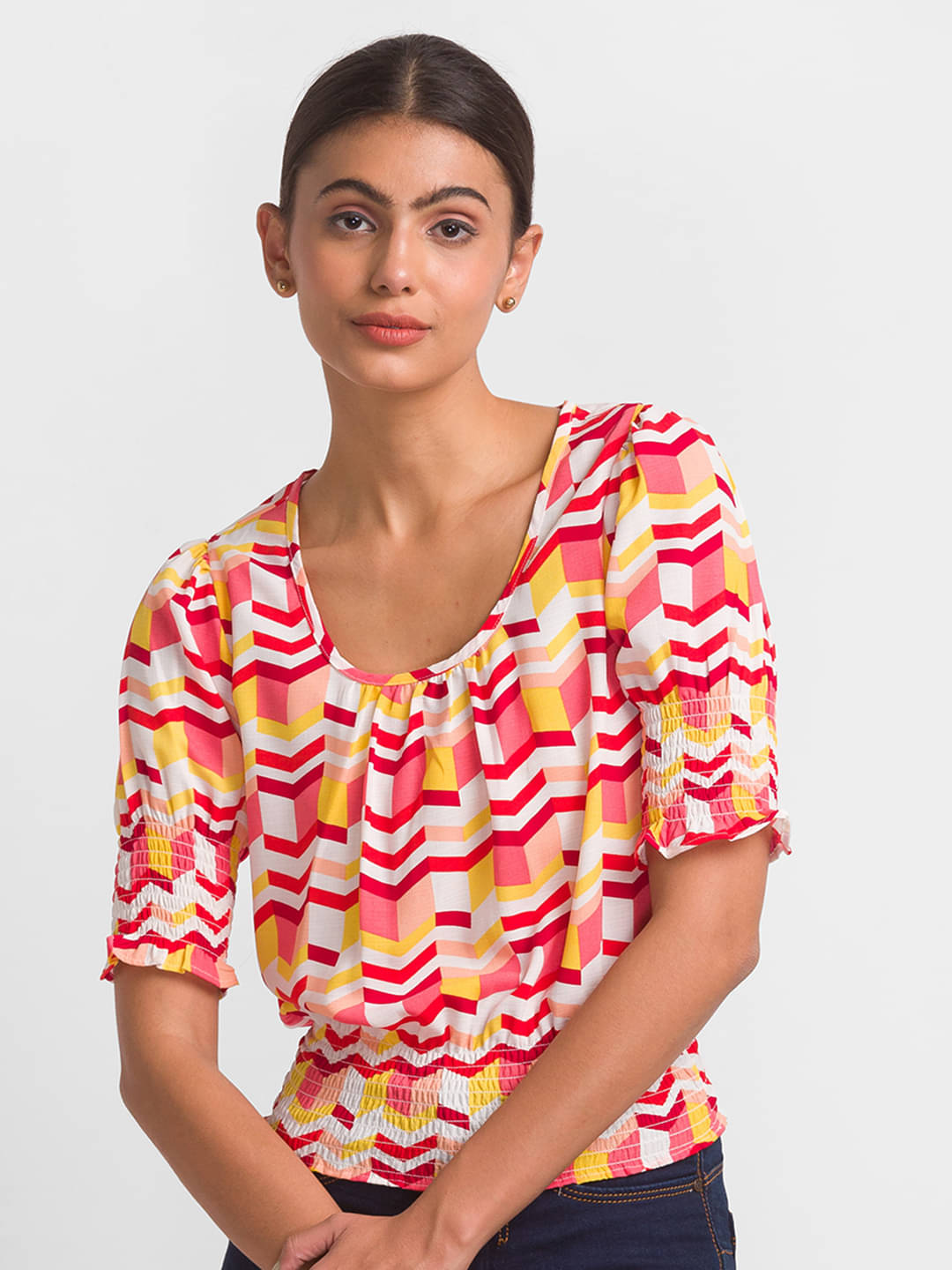     			Globus - White Polyester Women's Regular Top ( Pack of 1 )