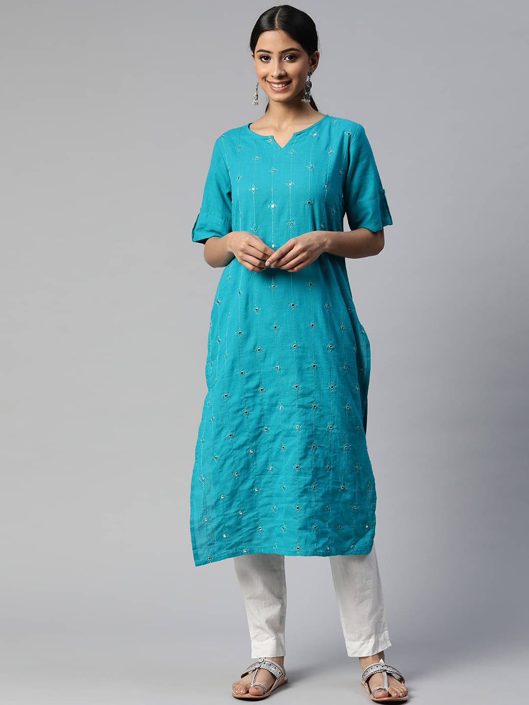     			SVARCHI - Turquoise Cotton Women's Straight Kurti ( Pack of 1 )