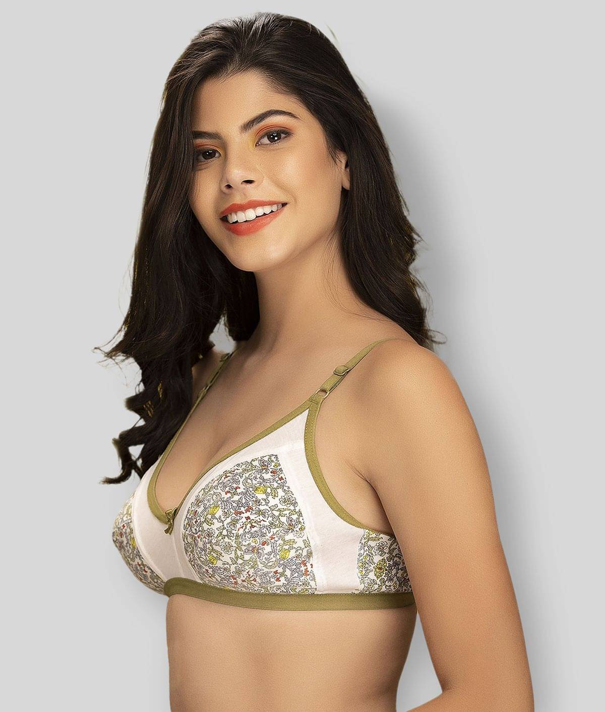 Clovia Cotton Lightly Padded Women's Everyday Bra ( White ) Clovia Cotton Lightly Padded Women's Everyday Bra ( White )