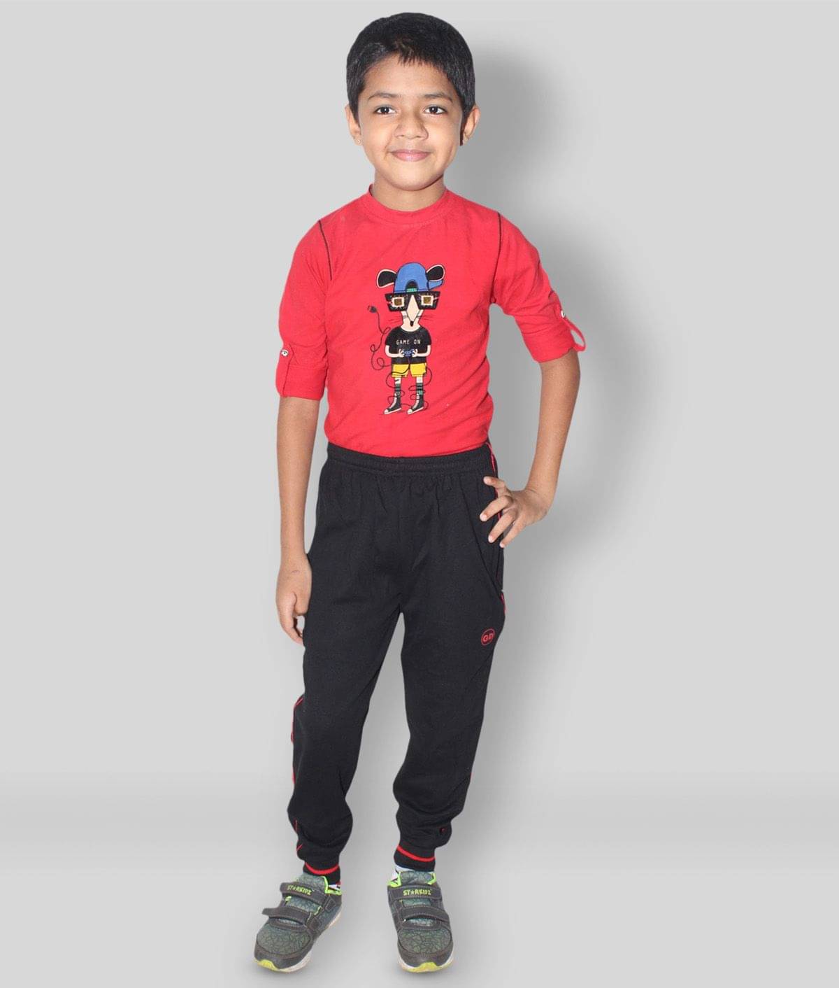     			Goodluck Pack of 1 Boys Cotton Blend Trackpant ( Black )