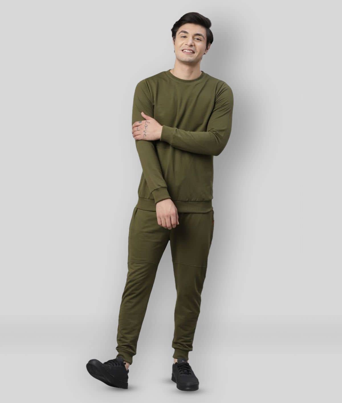 Rigo - Olive Cotton Regular Fit Solid Men's Sports Tracksuit ( Pack of 1 )