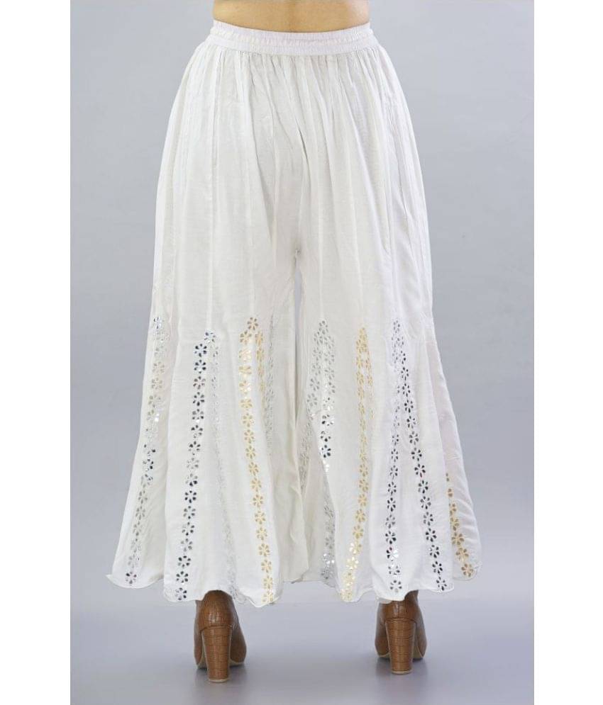     			OMAYA - White Rayon Flared Women's Palazzos ( Pack of 1 )