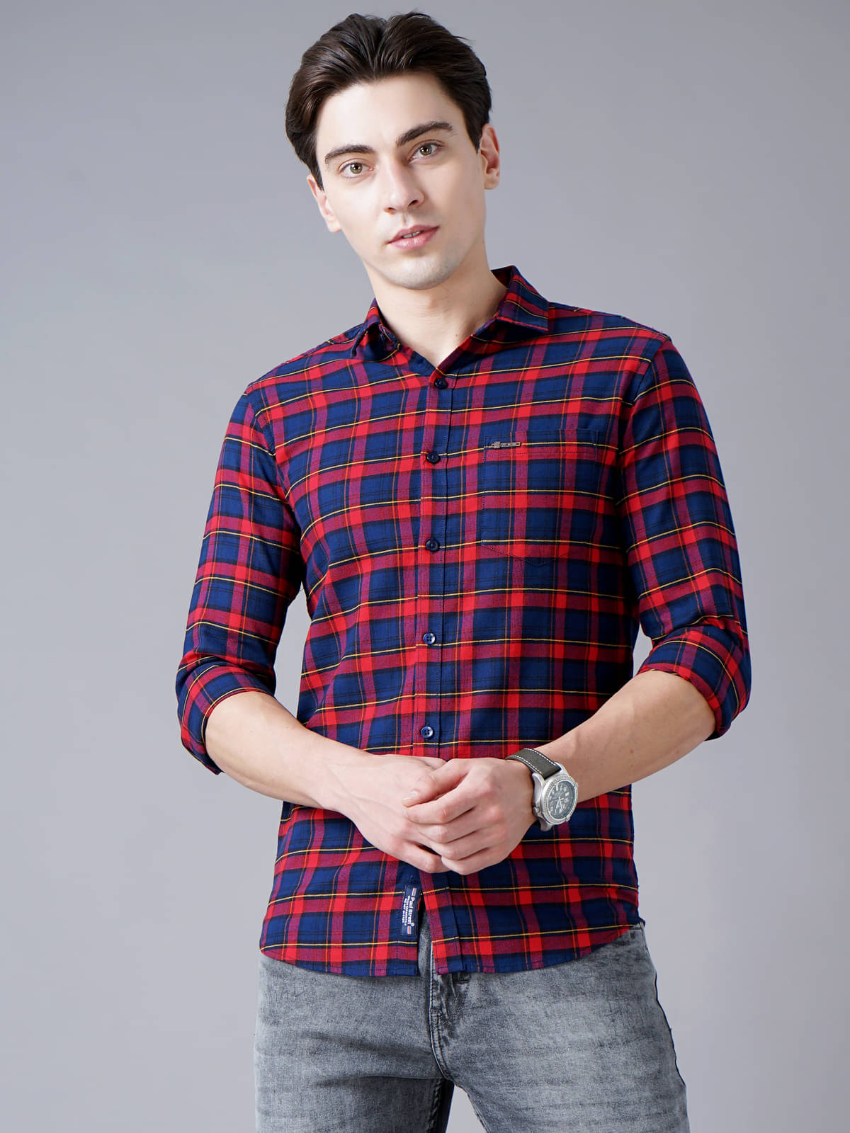 Paul Street - Red Cotton Slim Fit Men's Casual Shirt ( Pack of 1 )     			Paul Street - Red Cotton Slim Fit Men's Casual Shirt ( Pack of 1 )