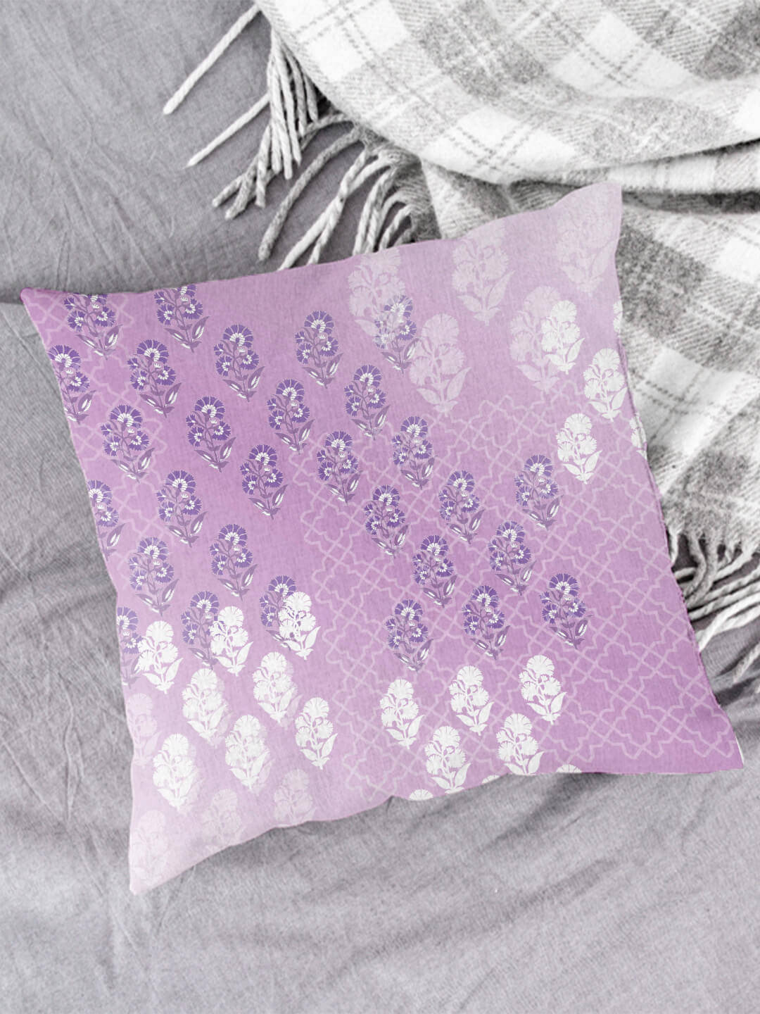     			Houzzcode Single Violet Pillow Cover