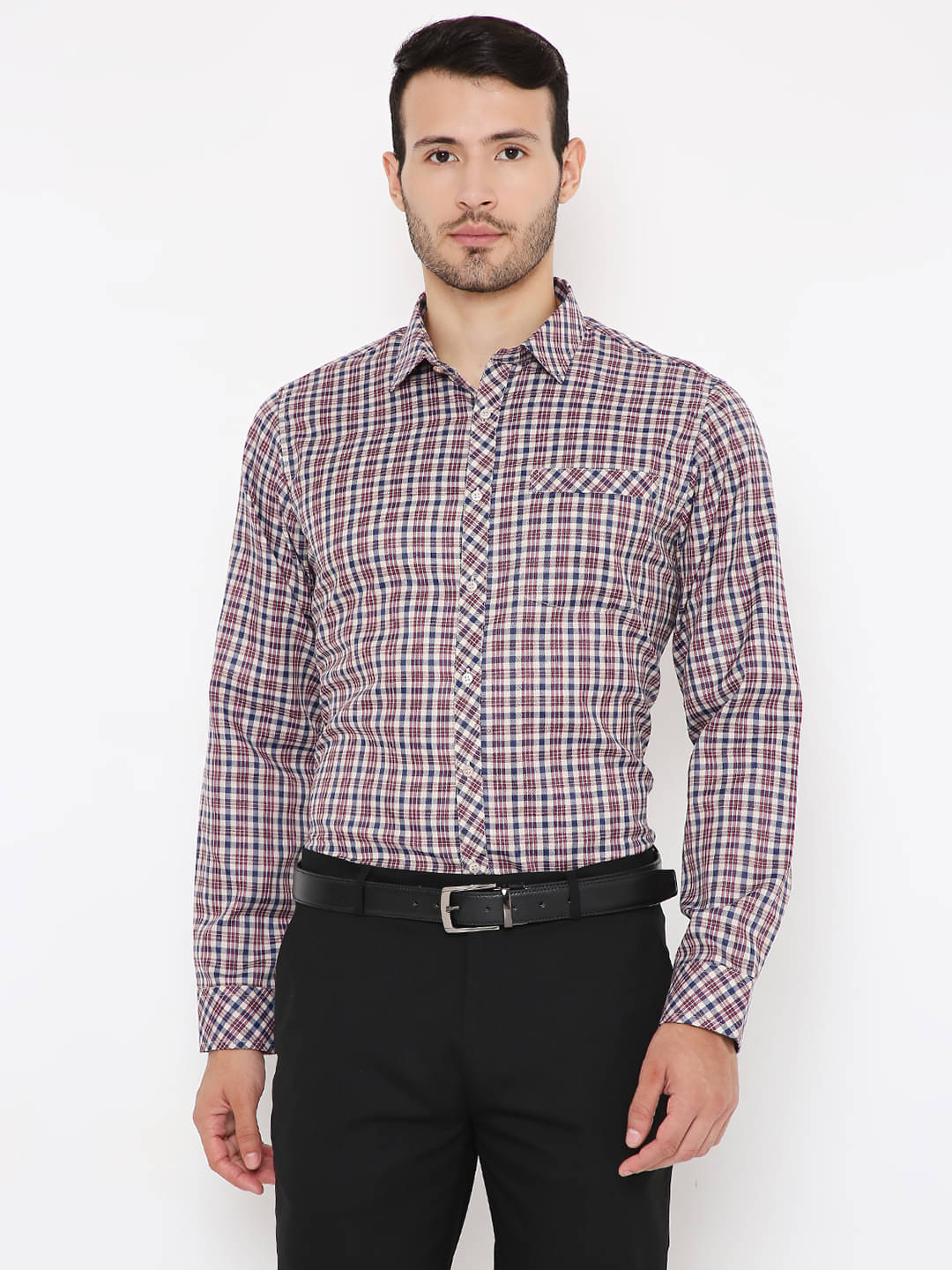     			Maharaja - Red Polyester Blend Slim Fit Men's Formal Shirt ( Pack of 1 )