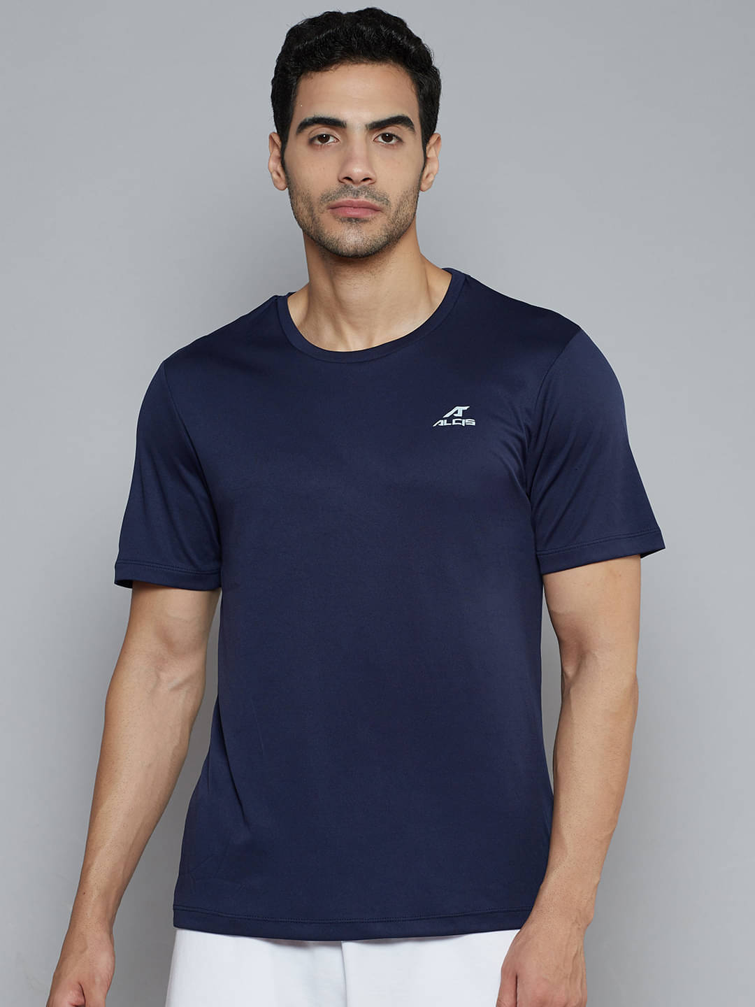 Alcis - Blue Polyester Slim Fit Men's Sports T-Shirt ( Pack of 1 ) Alcis - Blue Polyester Slim Fit Men's Sports T-Shirt ( Pack of 1 )