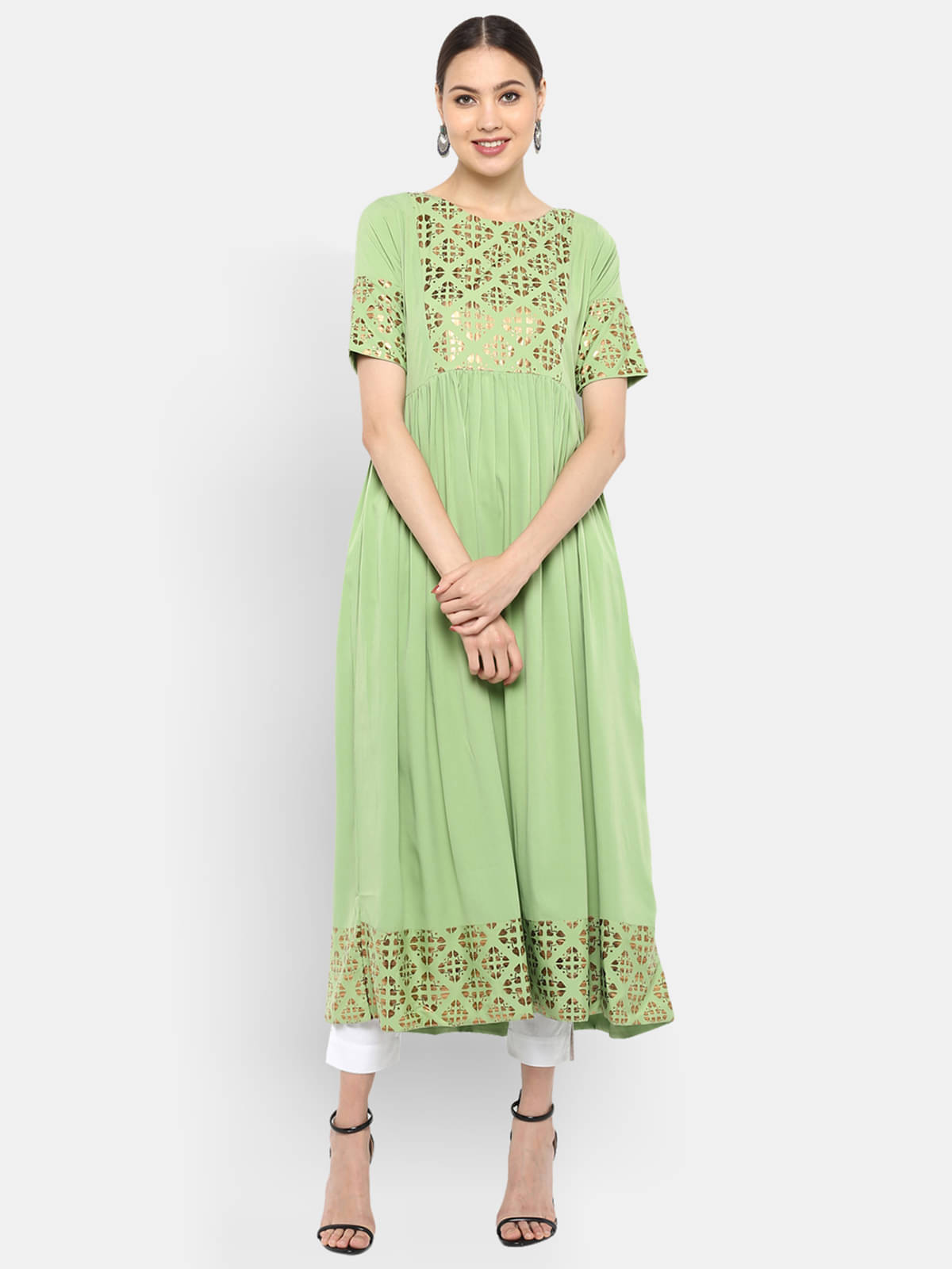Janasya - Green Crepe Women's Flared Kurti ( Pack of 1 )     			Janasya - Green Crepe Women's Flared Kurti ( Pack of 1 )