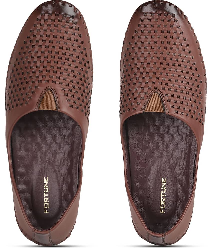 Liberty - Tan Men's Jutti - Ethnic Shoes | Buy online on ZillyBuy