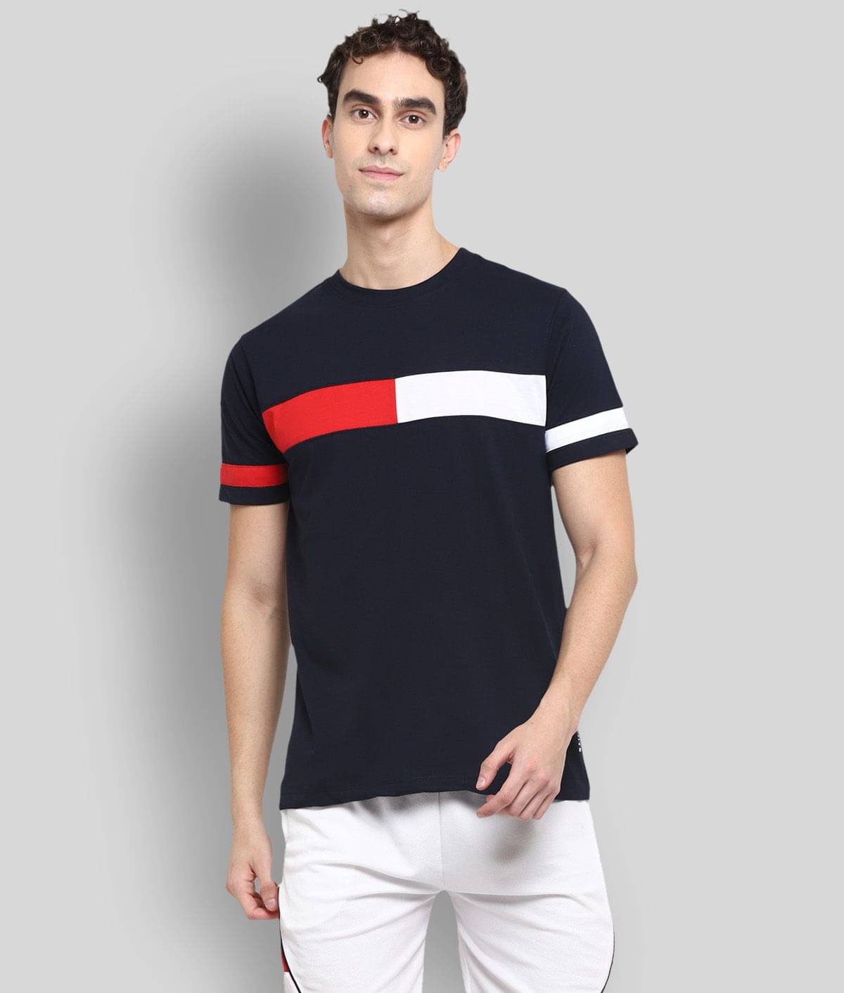 OFF LIMITS - Navy Polyester Regular Fit Men's Sports T-Shirt ( Pack of 1 ) OFF LIMITS - Navy Polyester Regular Fit Men's Sports T-Shirt ( Pack of 1 )