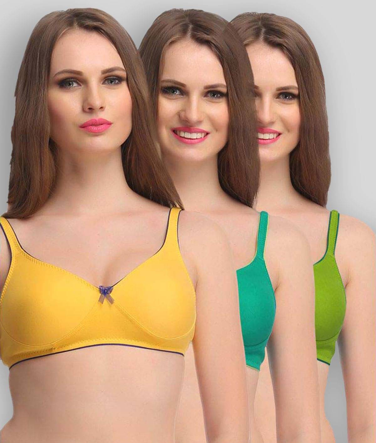     			Clovia Multi Color Cotton T-Shirt/ Seamless Bra