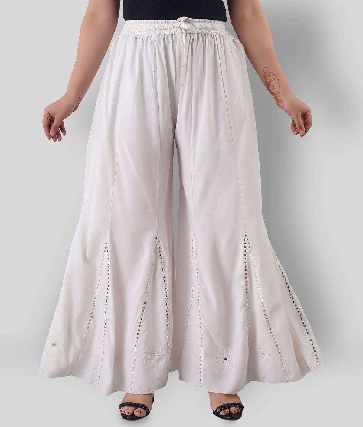     			FABRR - White Rayon Flared Women's Palazzos ( Pack of 1 )
