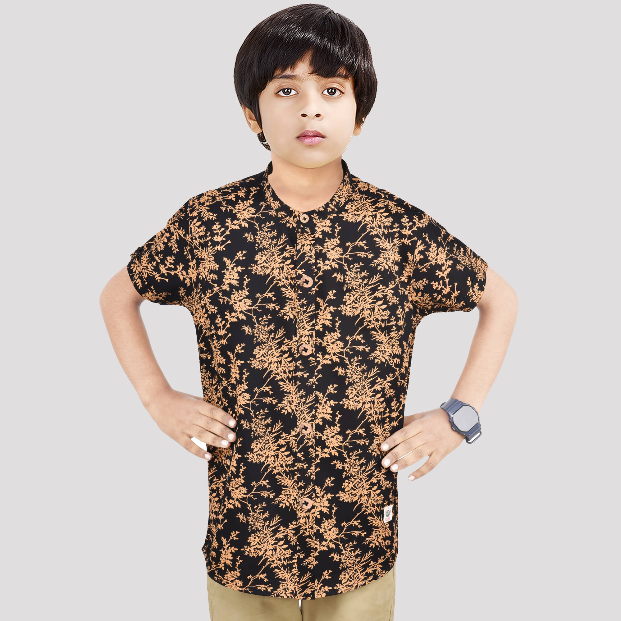 Made In The Shade Pack of 1 Boys 100% Cotton Half Sleeves Shirt ( Black )     			Made In The Shade Pack of 1 Boys 100% Cotton Half Sleeves Shirt ( Black )