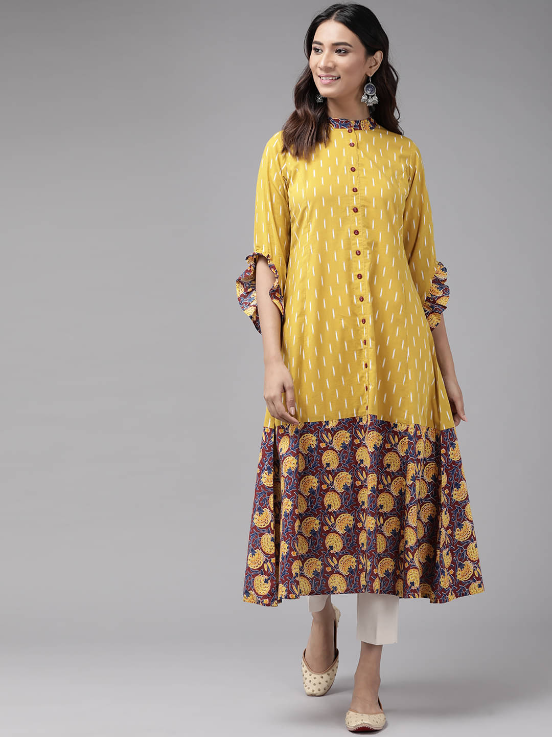 Yash Gallery - Yellow Cotton Women's Front Slit Kurti ( Pack of 1 ) Yash Gallery - Yellow Cotton Women's Front Slit Kurti ( Pack of 1 )